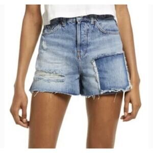 NWT Urban Outfitters BDG Pax Sz 26 distressed denim shorts